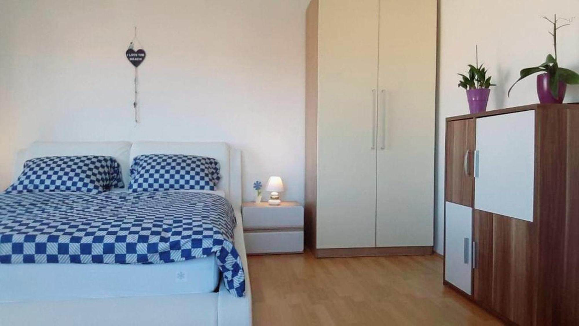 Sea Side Apartments Vodice Zimmer foto